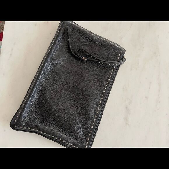 Beautiful clutch, like new condition. Paris. - Picture 2 of 6